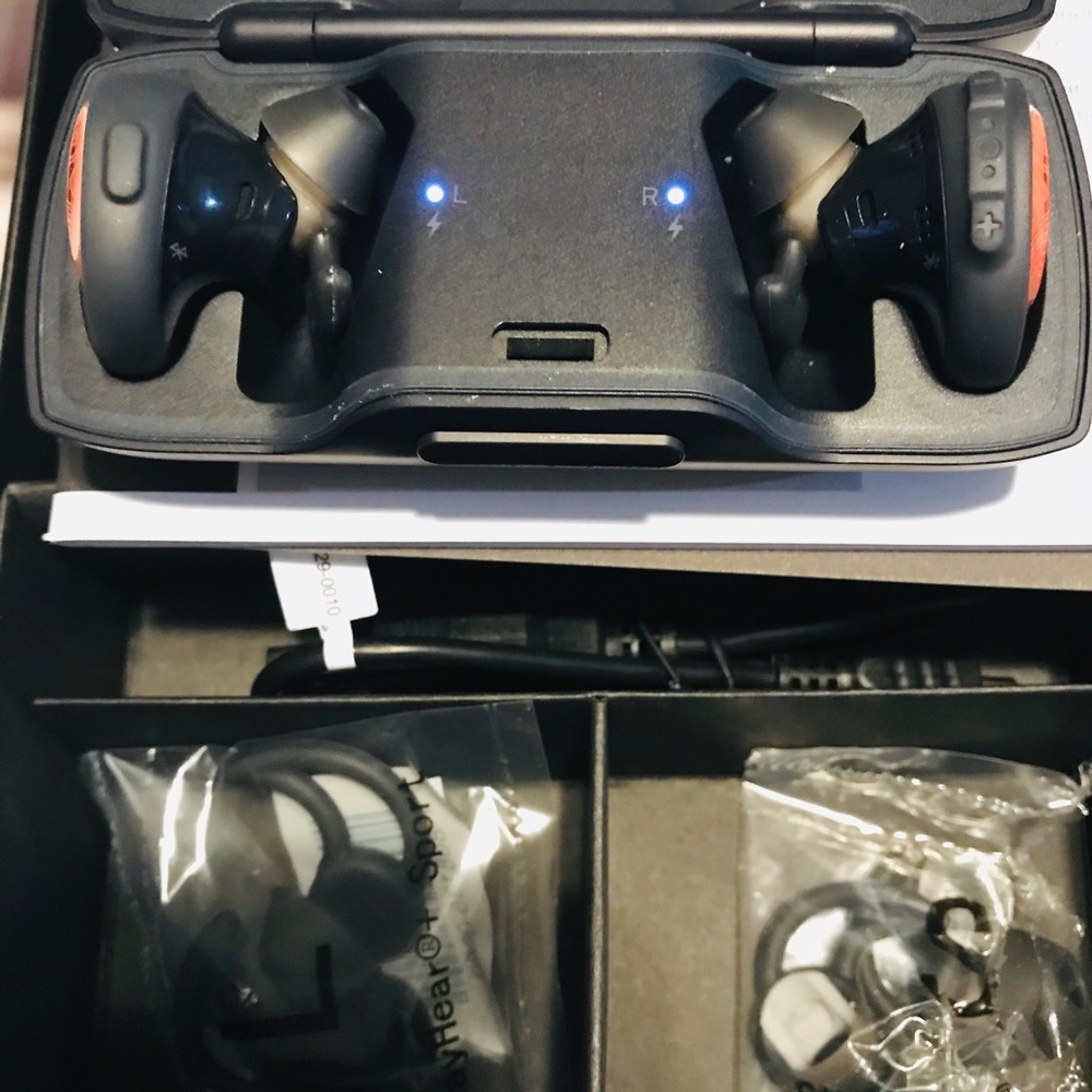 Sound Sport free wireless headphones orange/ navy